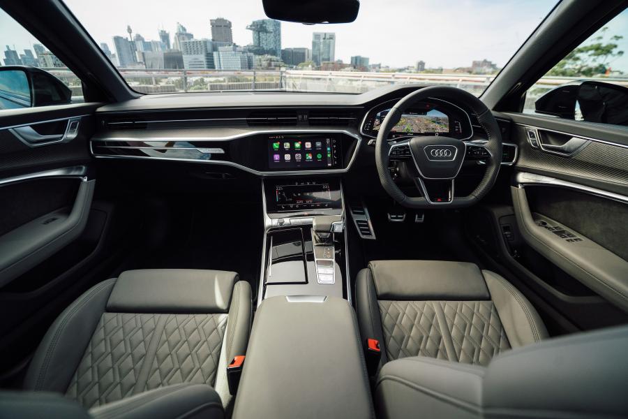 Торпедо Audi S6 Sedan TFSI (C8) 2020 года  (AU) (фото 18 из 35)